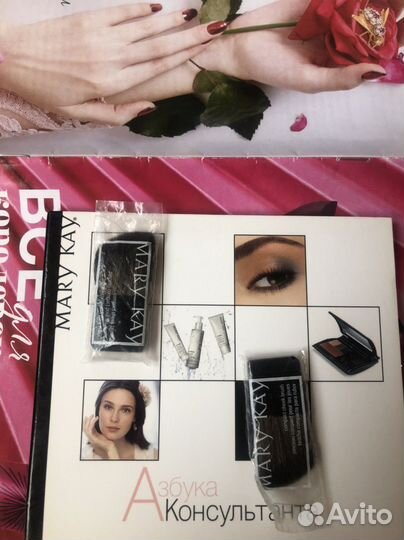 Кисти натуральные для теней и румян «Мери Кей»