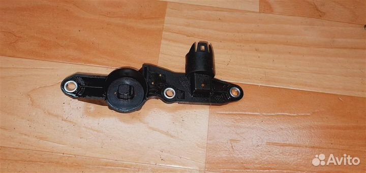 Датчик эксцентрикового вала BMW E90