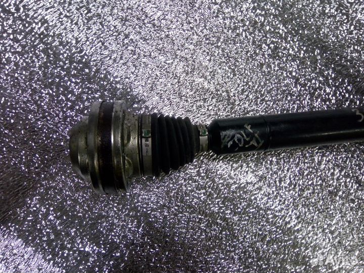 Полуось передняя правая VW touran (2003-2010)