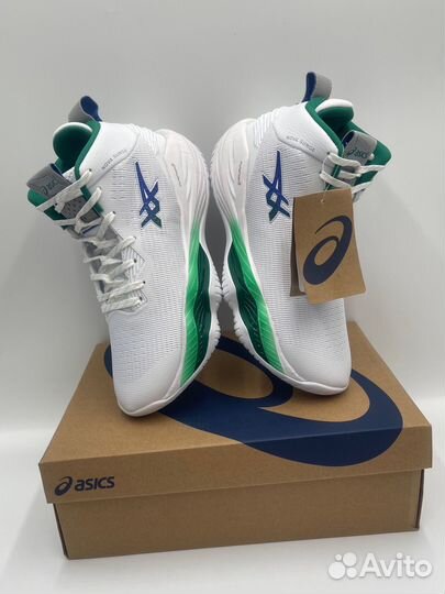 Кроссовки asics nova surge