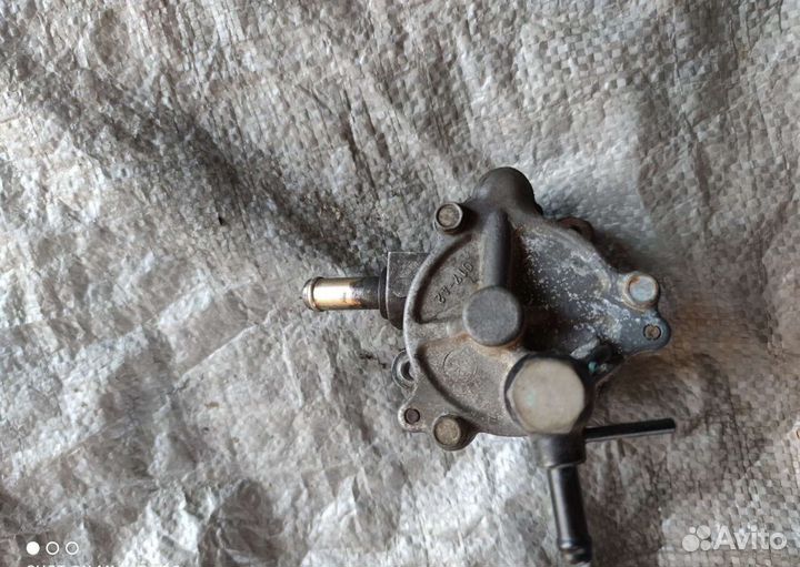 Вакуумный насос Toyota Avensis 1cdftv