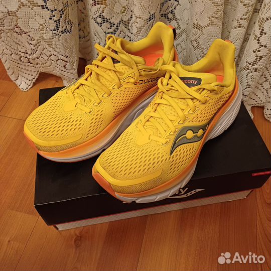 Кроссовки Saucony Guide 17