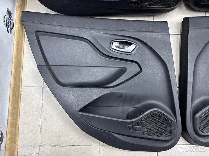 Обшивка двери Лада Х-Ray 21179 2016