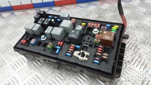 Блок предохранителей chevrolet cruze J300 (BAD07M1