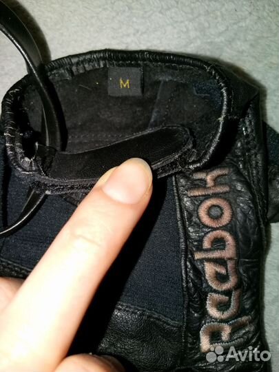 Перчатки для фитнеса Reebok