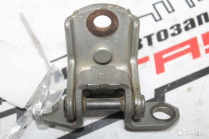 Петля двери nissan AD cube cube cubic march micra