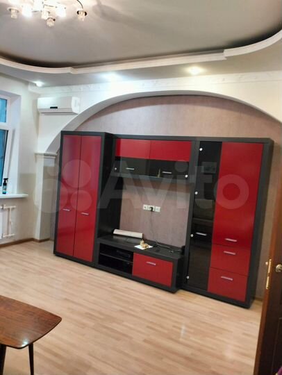 2-к. квартира, 56 м², 4/4 эт.