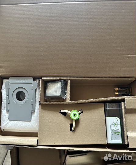 Робот пылесос iRobot Roomba i7+ plus комплект