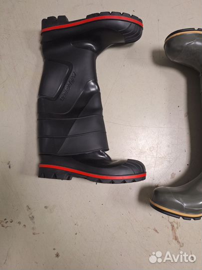 Сапоги резиновые с металлическим подноском