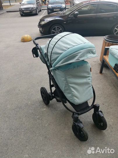 Коляска универсальная 2 в 1 Pituso Confort