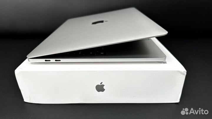 MacBook Pro 13 M1 8/512