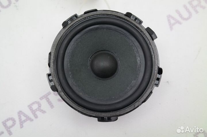 Динамик Mercedes C W205 2013