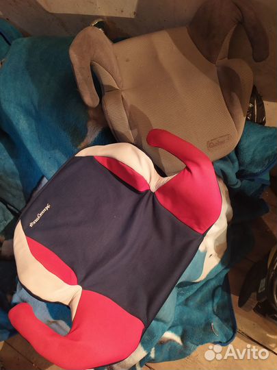 Детский бустер автомобильный