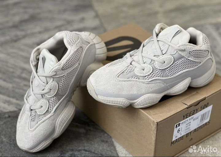 Кроссовки Adidas Yeezy Boost 500