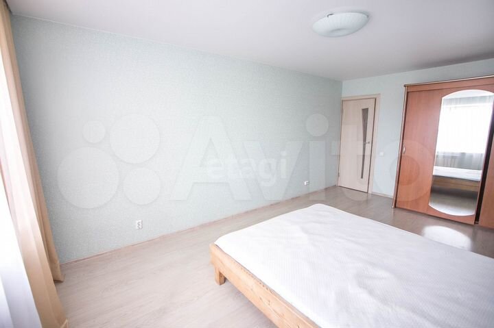 2-к. квартира, 61 м², 5/10 эт.