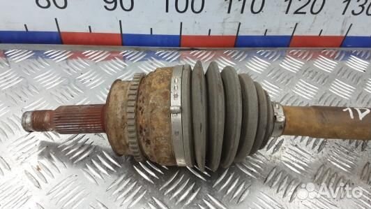 Привод задний левый mitsubishi pajero 4 (1DN10MP01