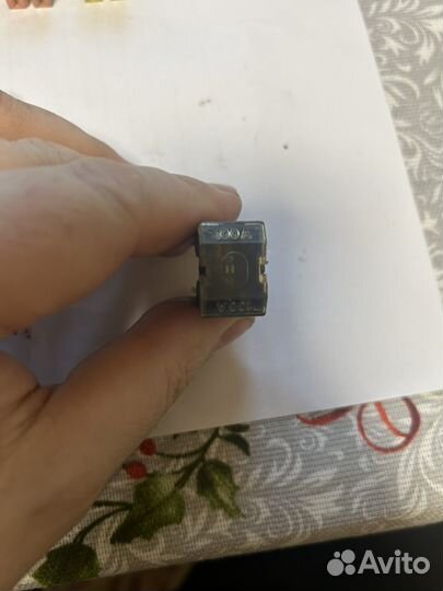 Предохранитель столбчатый (под болт) автомобильный