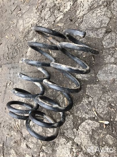 Infiniti fx35 fx45 пружины задние