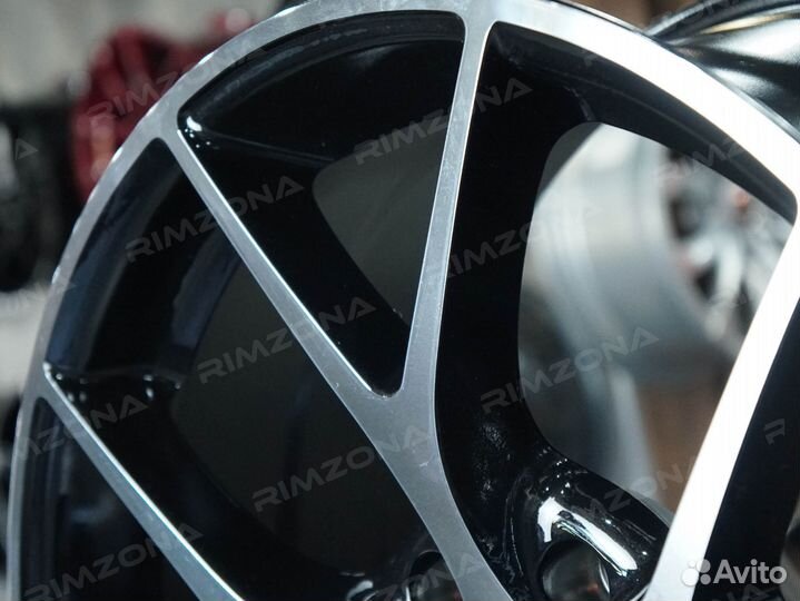 Литые диски HRE R17 для Mazda. Рассрочка