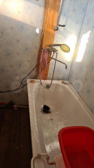 Дом 15 м² на участке 18 сот.