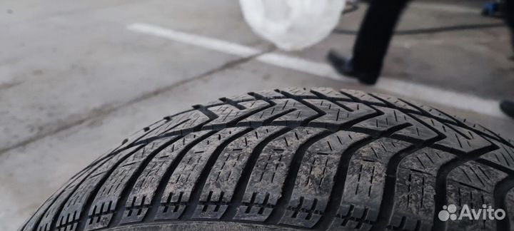 Pirelli Winter 210 SnowControl Serie III 195/55 R17 92H