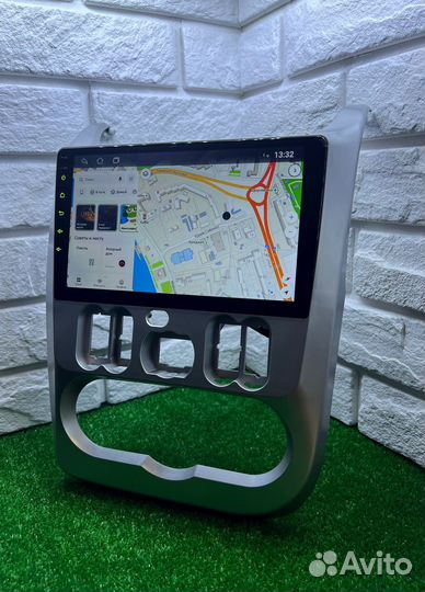 Штатная магнитола Reno Logan Daster 2009-16