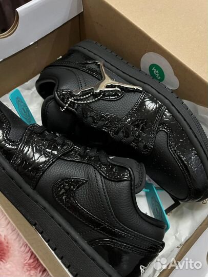 Nike Air Jordan 1 LOW “Black Croc” оригинал