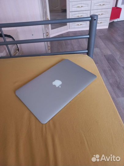 Apple macbook air 11 2011 core i7
