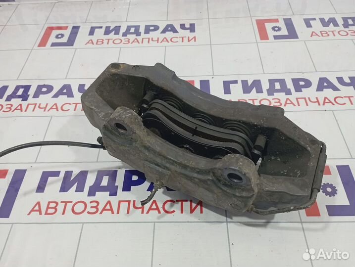 Суппорт тормозной передний правый Volkswagen Touareg (GP) 7L6615124H