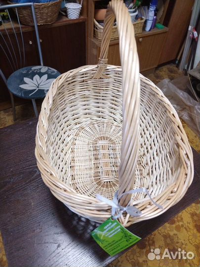 Корзина плетеная грибная