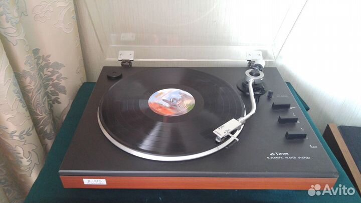 Victor JL-A15 Проигрыватель винила Видео работы