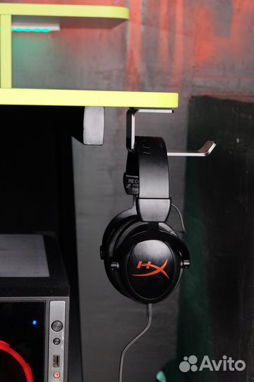 Компьютерный геймерский стол hacker