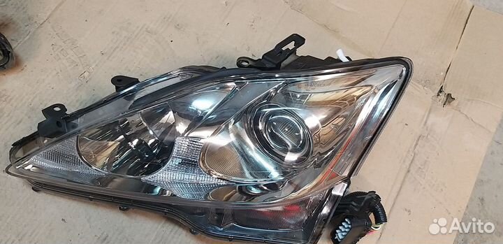 Фара lexus is 250