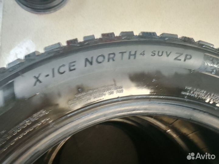 Michelin X-ICE NORTH 4 SUV ZP 225/60 R18