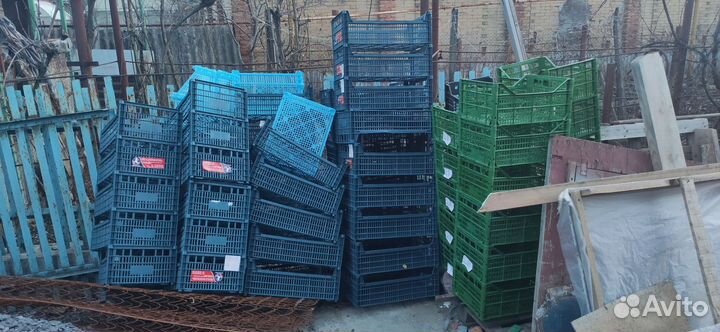 Пластиковые ящики для овощей и не только бу