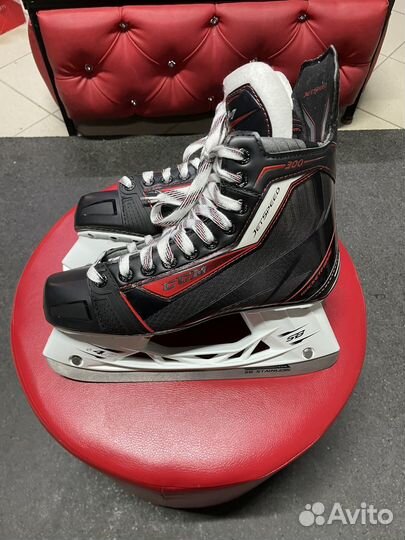 Коньки хоккейные Ccm jetspeed 300 p-7 EE