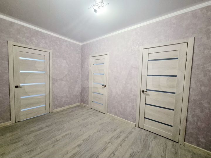 2-к. квартира, 68 м², 6/17 эт.