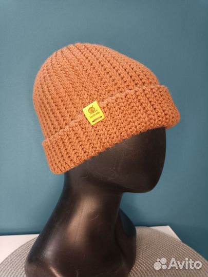 Шапка женская вязаная