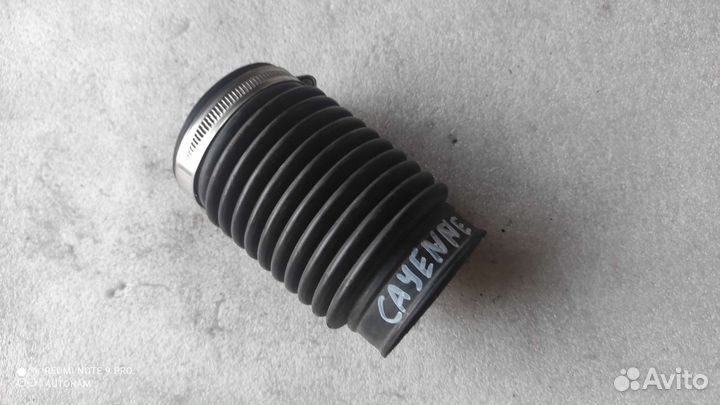 Патрубок воздушного фильтра Porsche cayenne