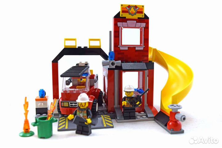 Lego Juniors Пожарная станция 10671 новый