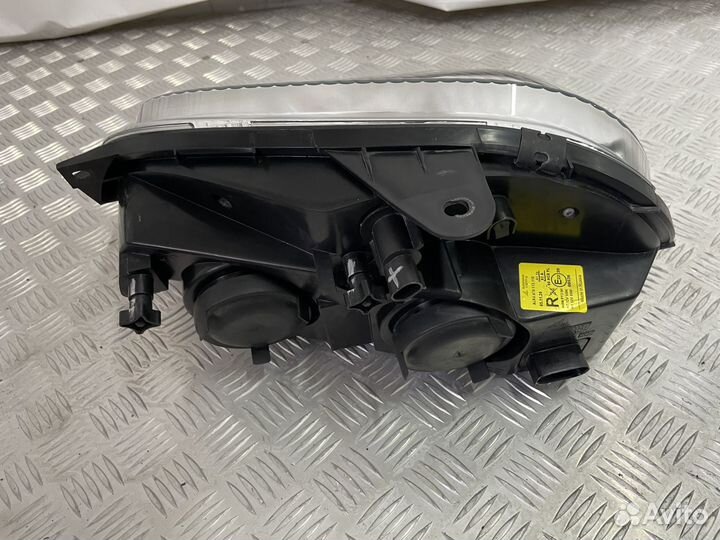 Фара правая линзованная Ваз 2123 Шеви Нива