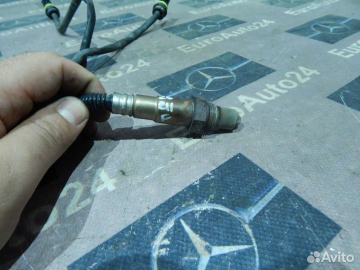 Датчик кислородный левый и правый передний Mercede