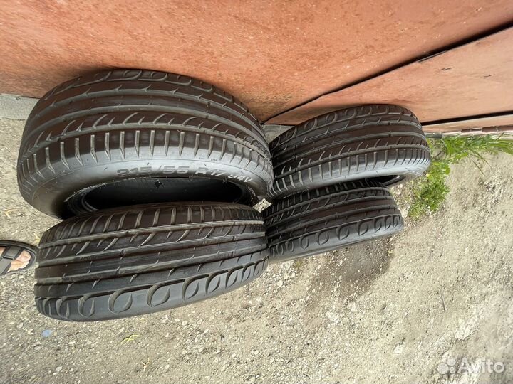 Kormoran Ultra High Performance 215/55 R17