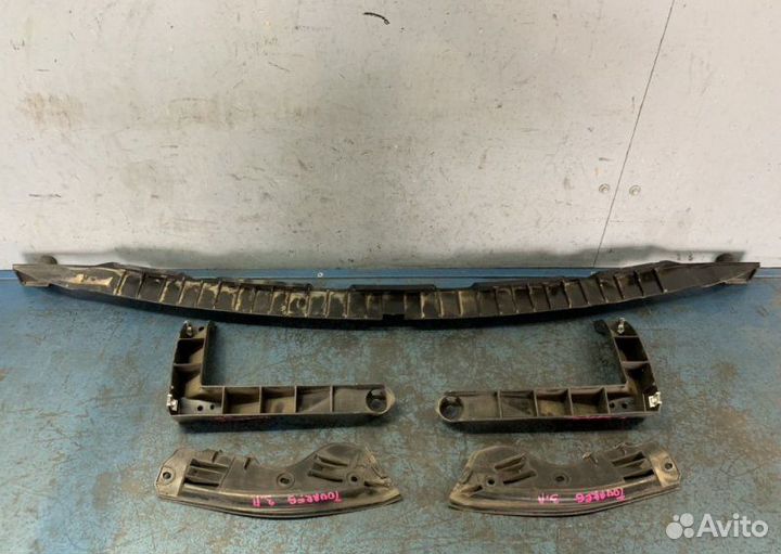 Крепление бампера заднее Volkswagen Touareg GP