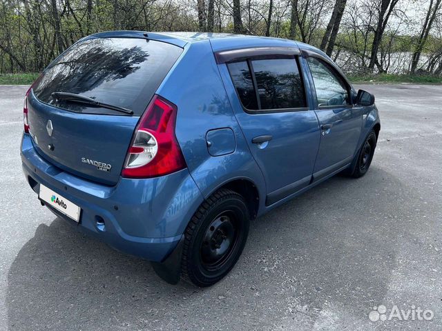 Renault Sandero 1.6 AT, 2011, 110 000 км