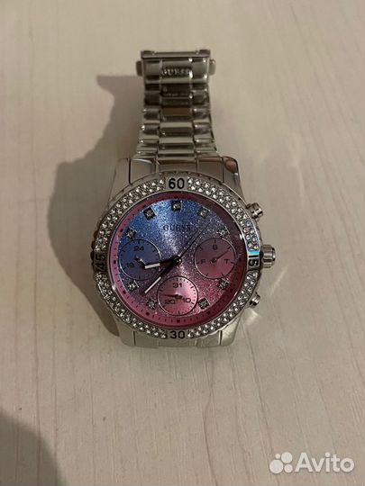 Часы Guess