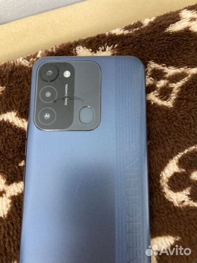 TECNO Spark 8C, 4/64 ГБ