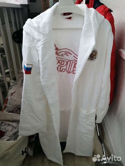 Халат Форвард S/170 (46-48,новый,оригинал)