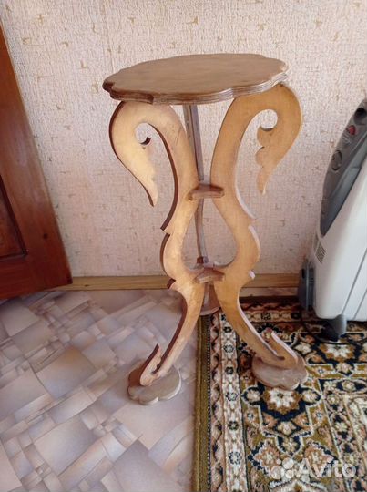 Подставка для цветов напольная