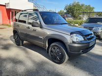 Chevrolet Niva 1.7 MT, 2011, 170 000 км, с пробегом, цена 490 000 руб.